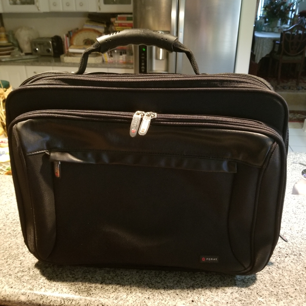 Foray Black Laptop Computer Bag